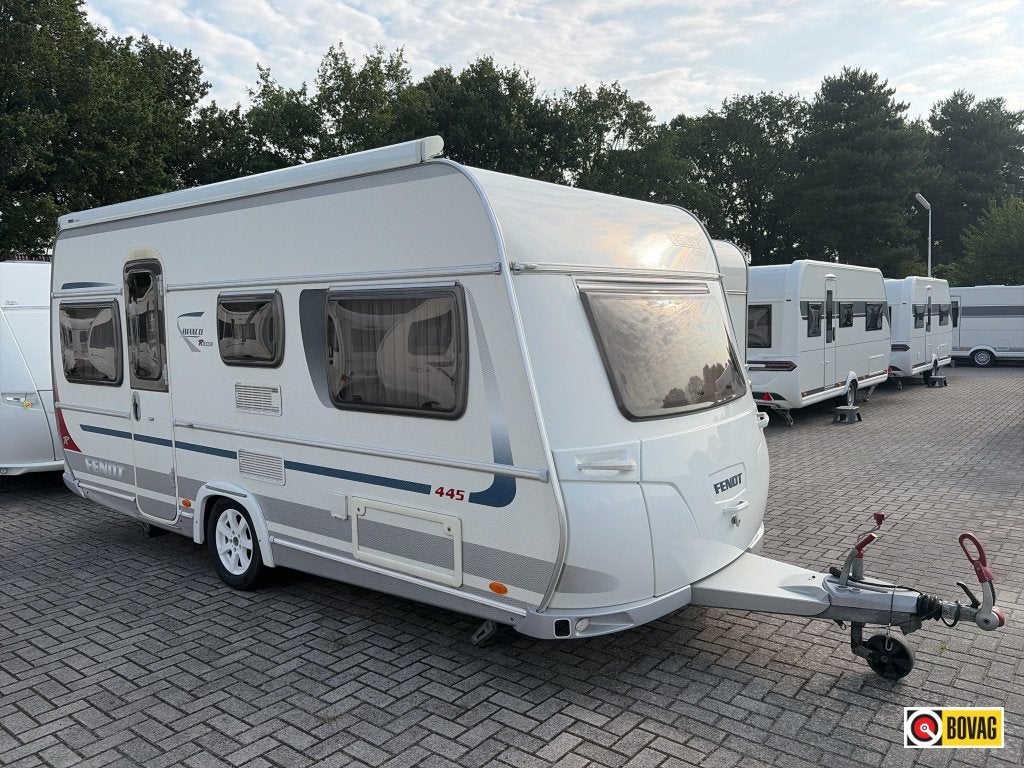 Fendt Bianco Rosso 445 TF Mover/Luifel/Fietsdr., Caravans en Kamperen, Caravans, Rondzit, Bedrijf, Schokbreker, Fendt