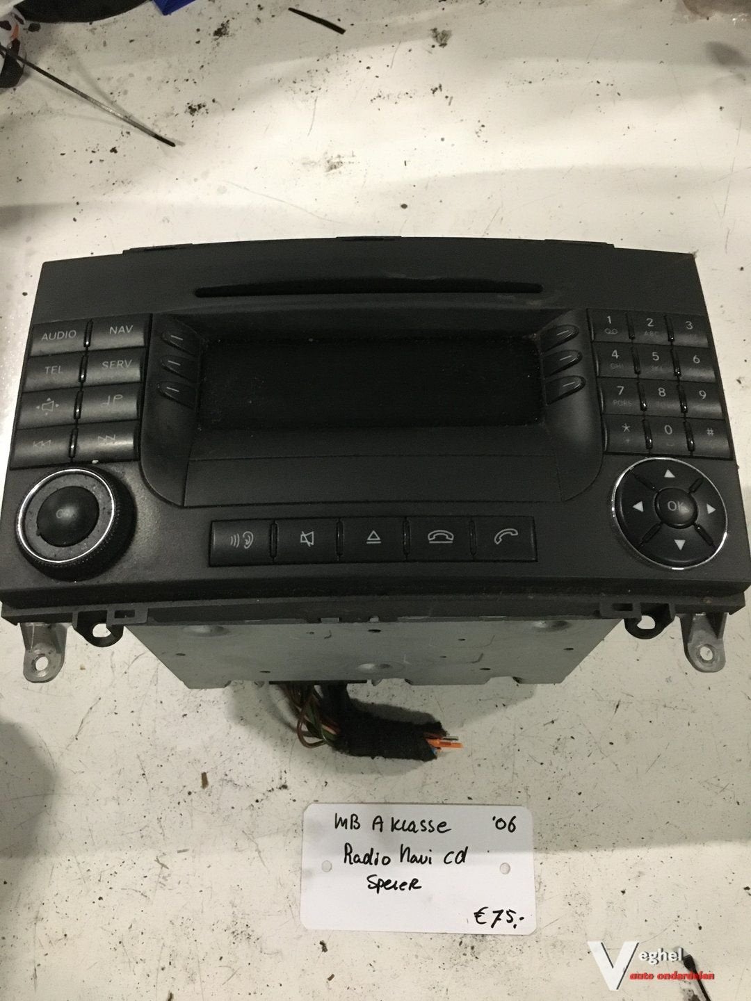 Mercedes A klasse 2.0cdi 2006 Radio Navigatie Cd speler, Gebruikt, -, -, Ophalen of Verzenden