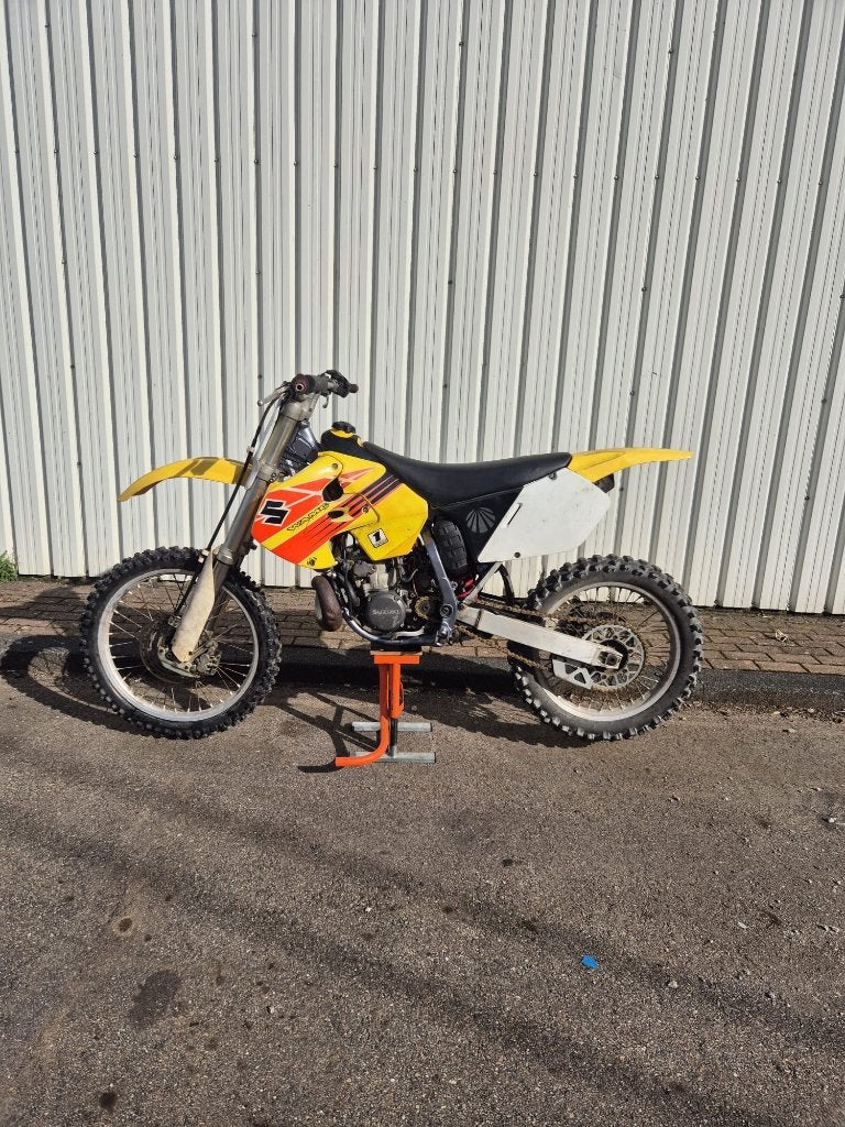 Suzuki rm 250, Motoren, 250 cc, Gebruikt, Particulier, Crossmotor