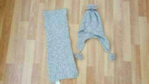 Wollen beige muts en sjaal van Prenatal, Gebruikt, Ophalen of Verzenden, Jongetje of Meisje, Setje