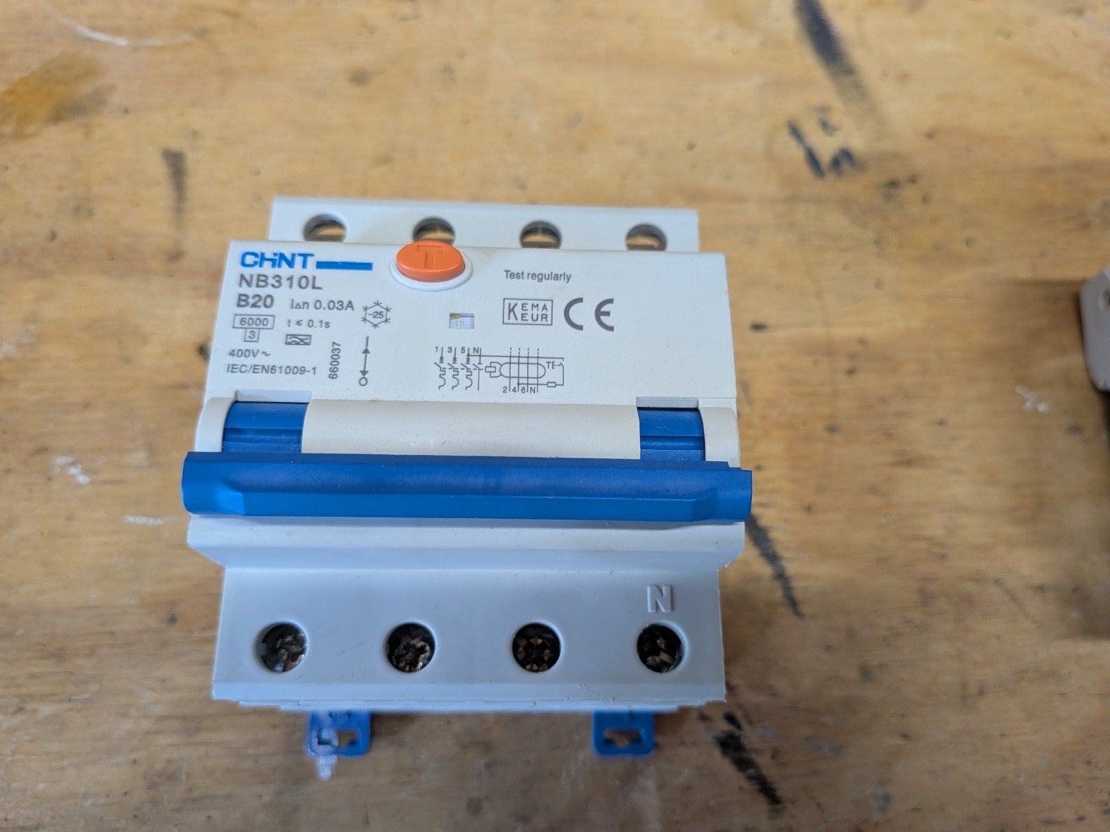 Chint Aardlekautomaat NB310L B20 0.03A, Ophalen of Verzenden, Overige typen