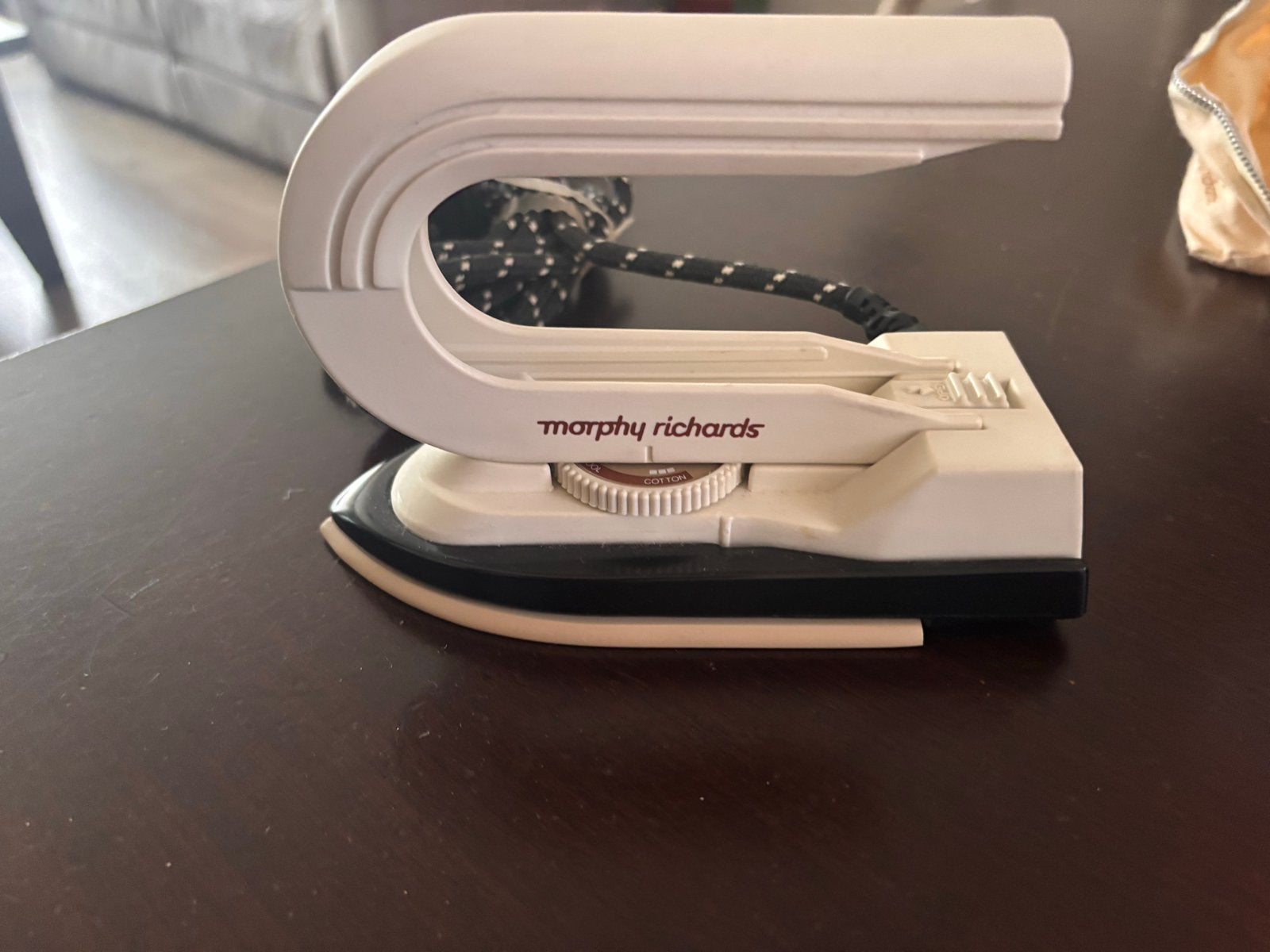 Vintage Morphy Richards Reisstrijkijzer met Opbergzakje, Witgoed en Apparatuur, Ophalen of Verzenden, Gebruikt, Strijkijzer met snoer