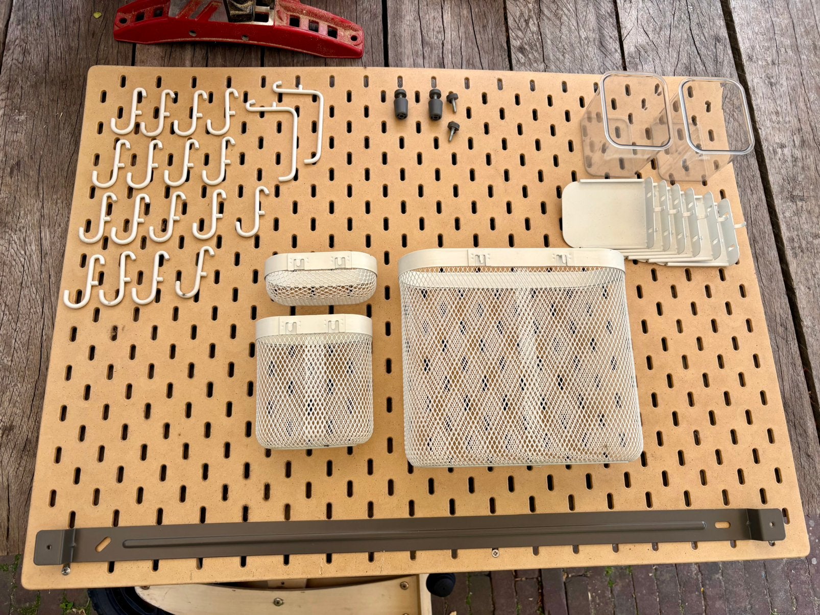 IKEA Skadis systeem met accessoires (ophangbord), Hout, Gebruikt, Beige, Ophalen of Verzenden