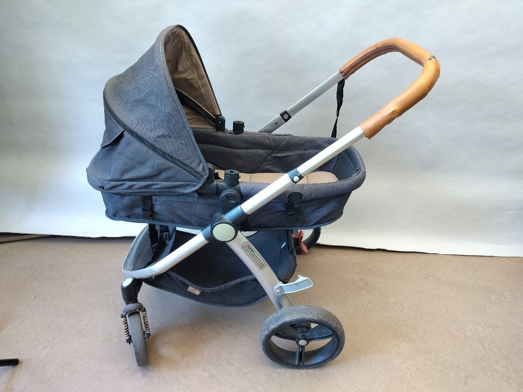 Mountain Buggy / kinderwagen, wandelwagen, Ophalen, Gebruikt, Overige merken, Verstelbare duwstang
