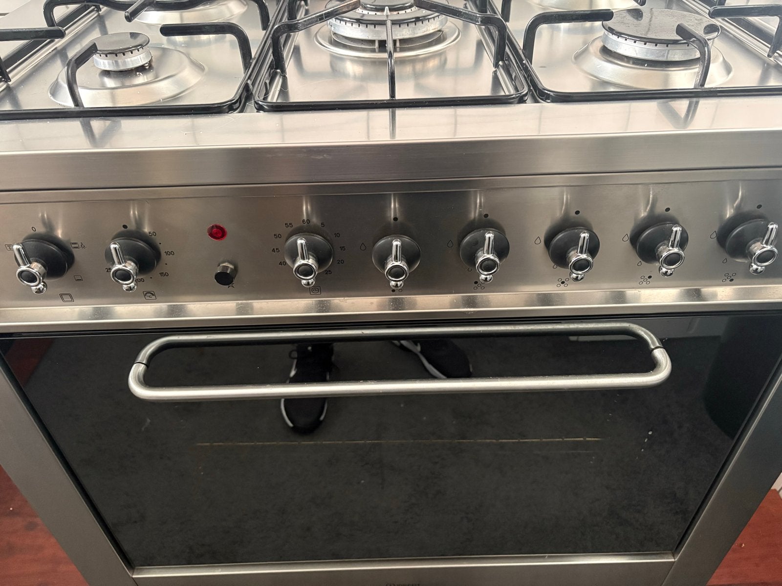 Indesit Vrijstaand Gasfornuis met Oven - RVS, Witgoed en Apparatuur, Fornuizen, Ophalen, 60 cm of meer, Zo goed als nieuw, Gas
