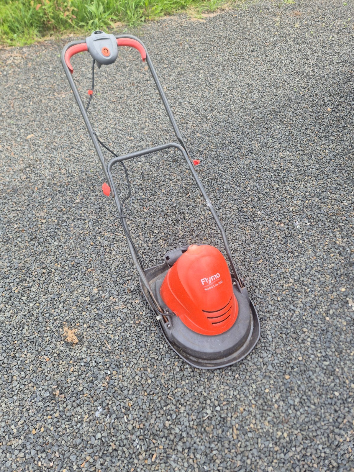 Flymo Turbo Lite 250 Zweefmaaier, Ophalen, Gebruikt, Elektrische grasmaaier, Minder dan 30 cm