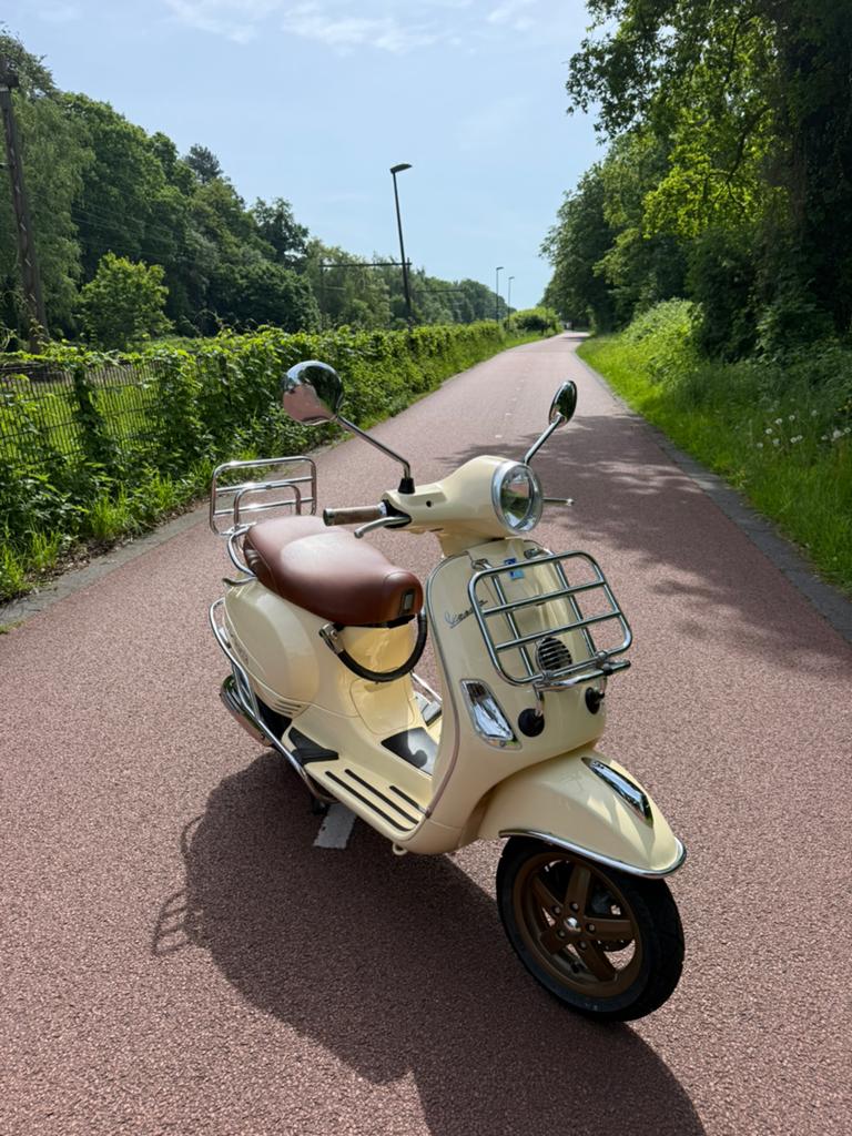 Vespa LX50 Venezia uitvoering, Ophalen, Gebruikt, Maximaal 45 km/u, Benzine