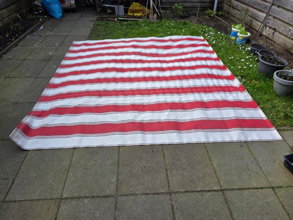 Zonnescherm Doek rood/wit gestreept – 260x280 / Netjes, Ophalen of Verzenden, Gebruikt