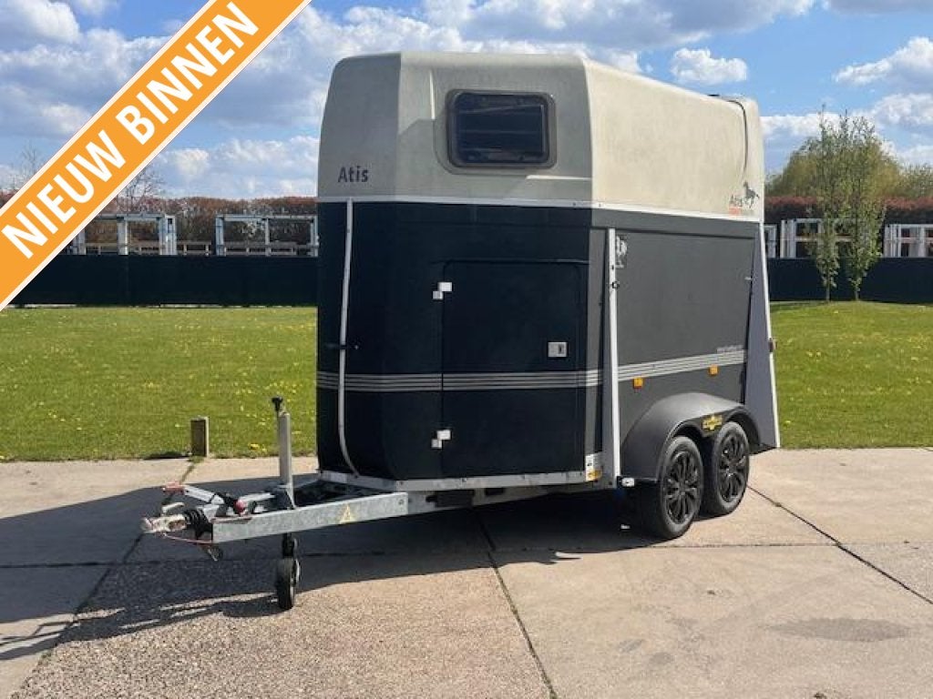 Humbaur Atis 2 paardentrailer zadelkamer TOPSTAAT