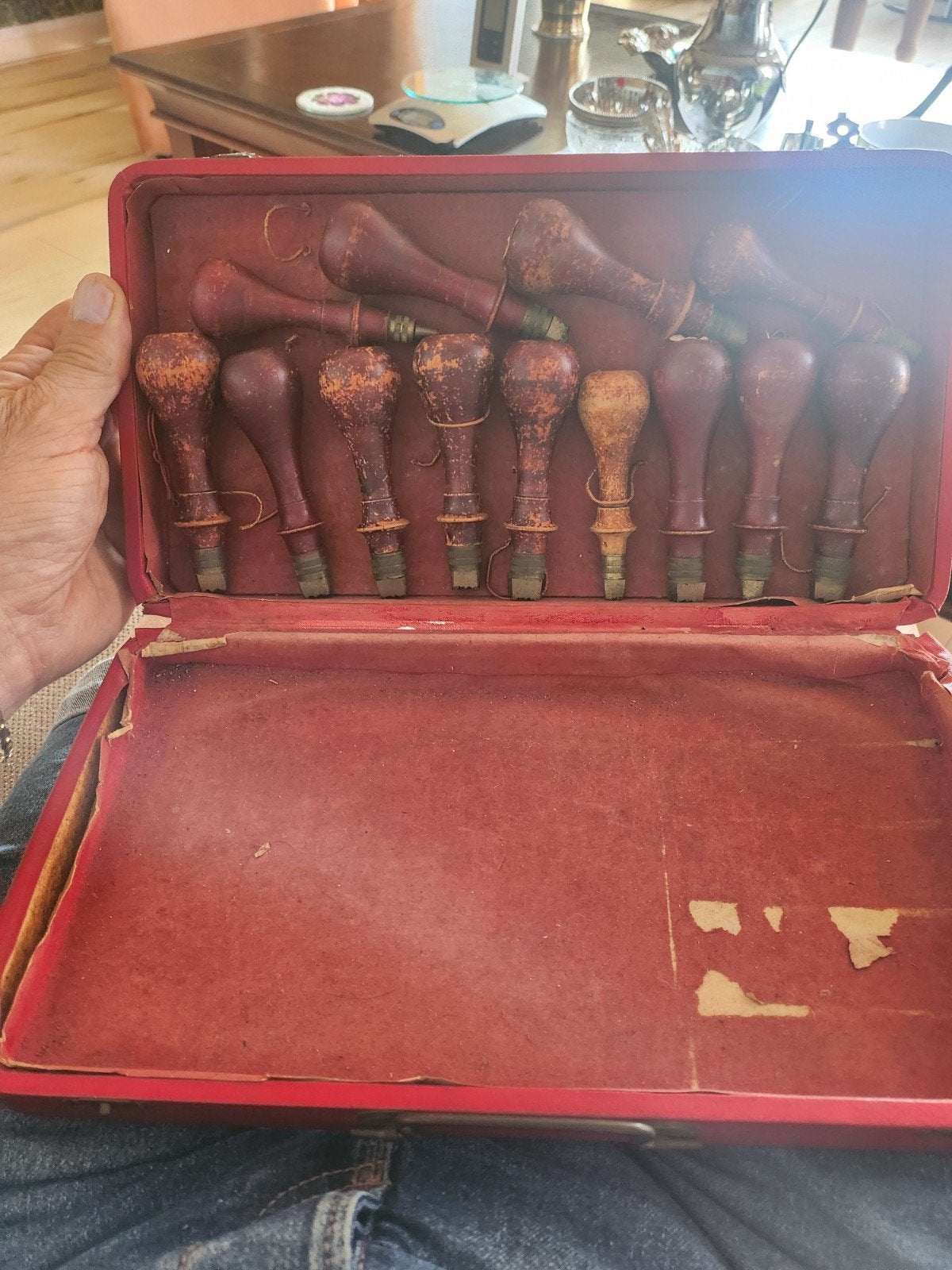 Antieke lakstempels in originele doos - 13 stuks, Ophalen of Verzenden