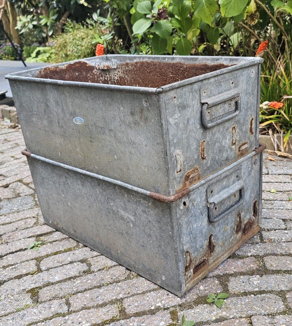 2 grote vintage zinken bakken, Ophalen of Verzenden