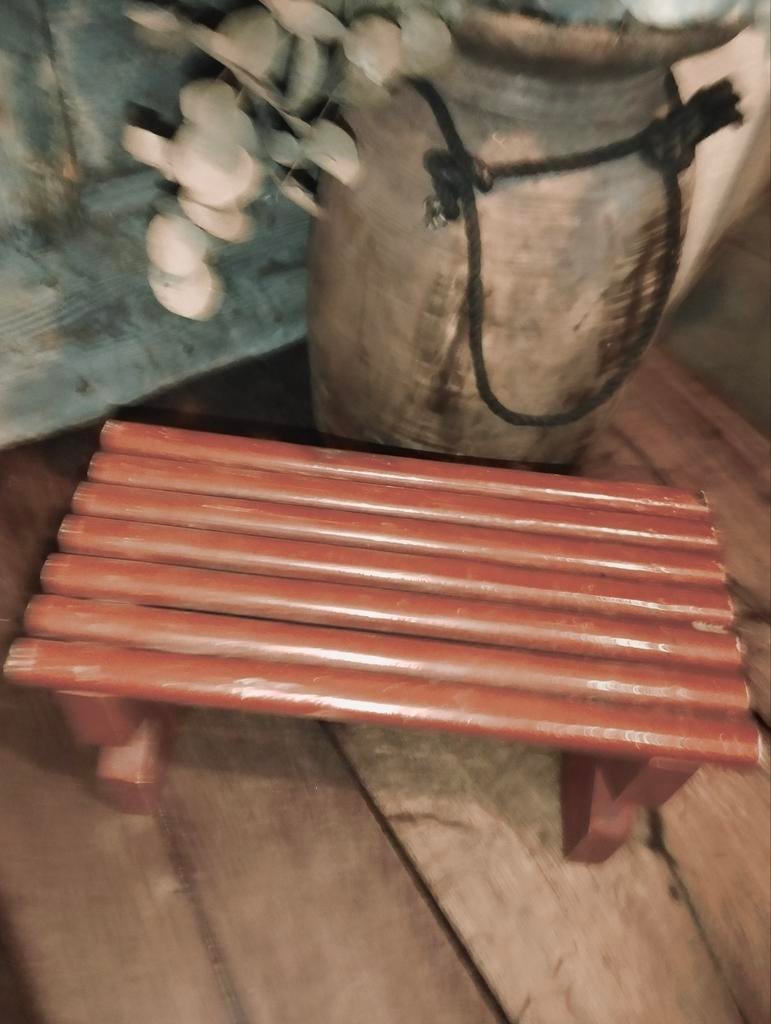 Leuke vensterbank kruk krukje brocante, Ophalen of Verzenden