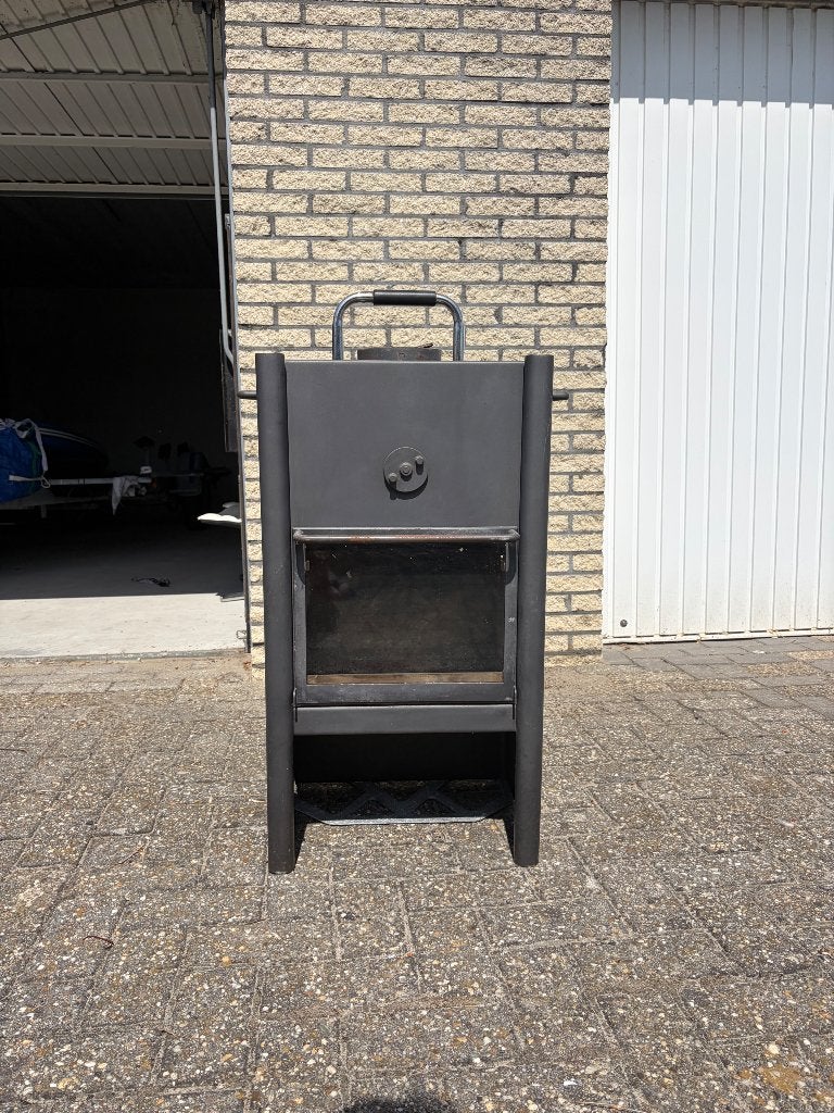Harrie Leenders Houtkachel HL 2, Houtkachel, Ophalen of Verzenden, Zo goed als nieuw, Vrijstaand