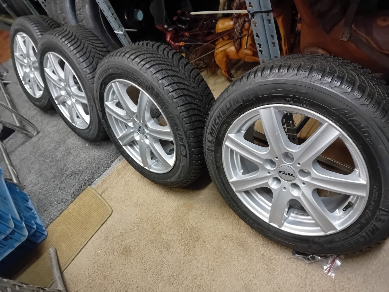 nieuwe velgen  michelin banden vw caddy, Ophalen, Nieuw, 16 inch, All Season