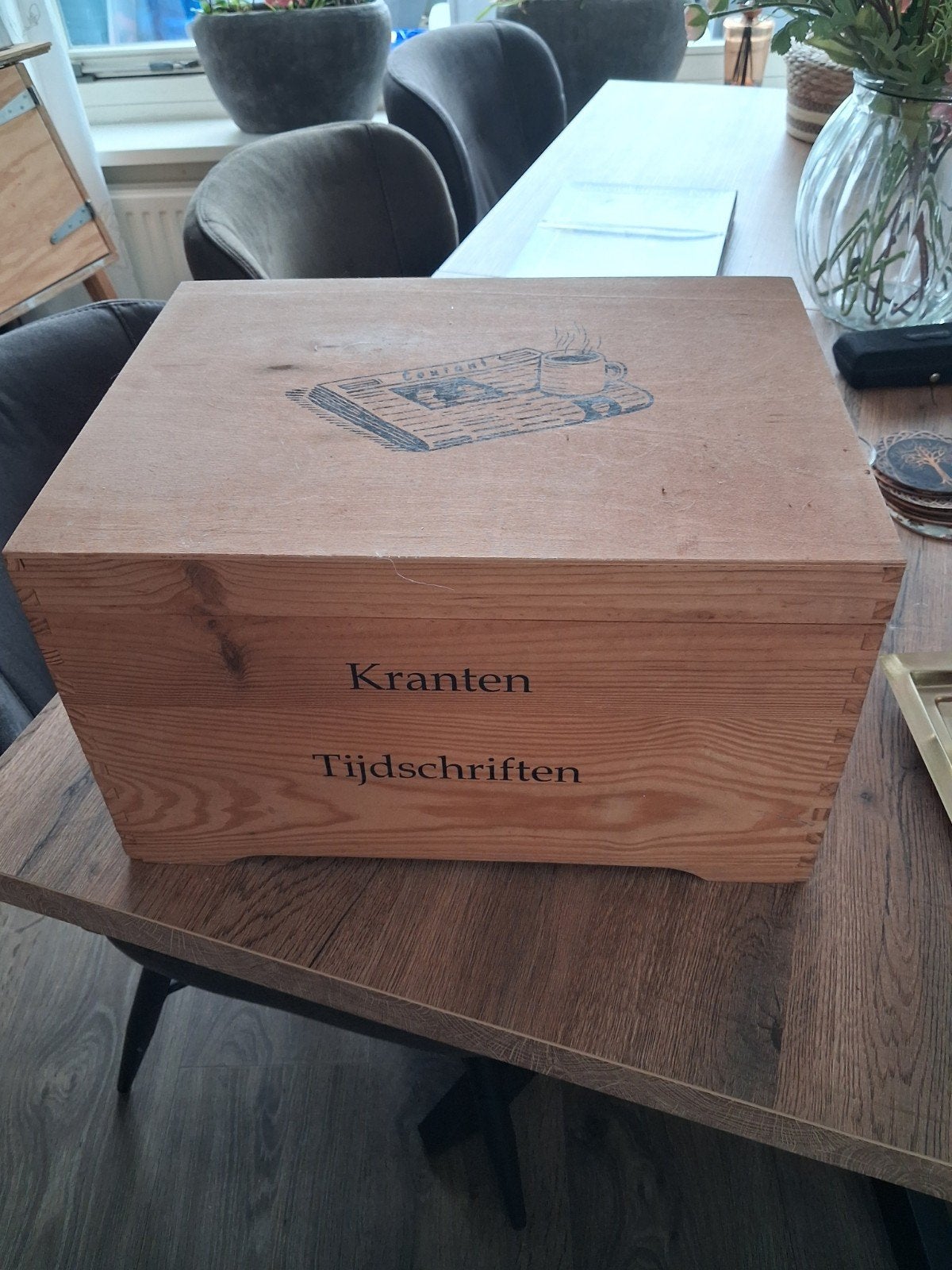 kranten tijdschriften kistje, Ophalen, Gebruikt, Minder dan 50 cm, Minder dan 50 cm