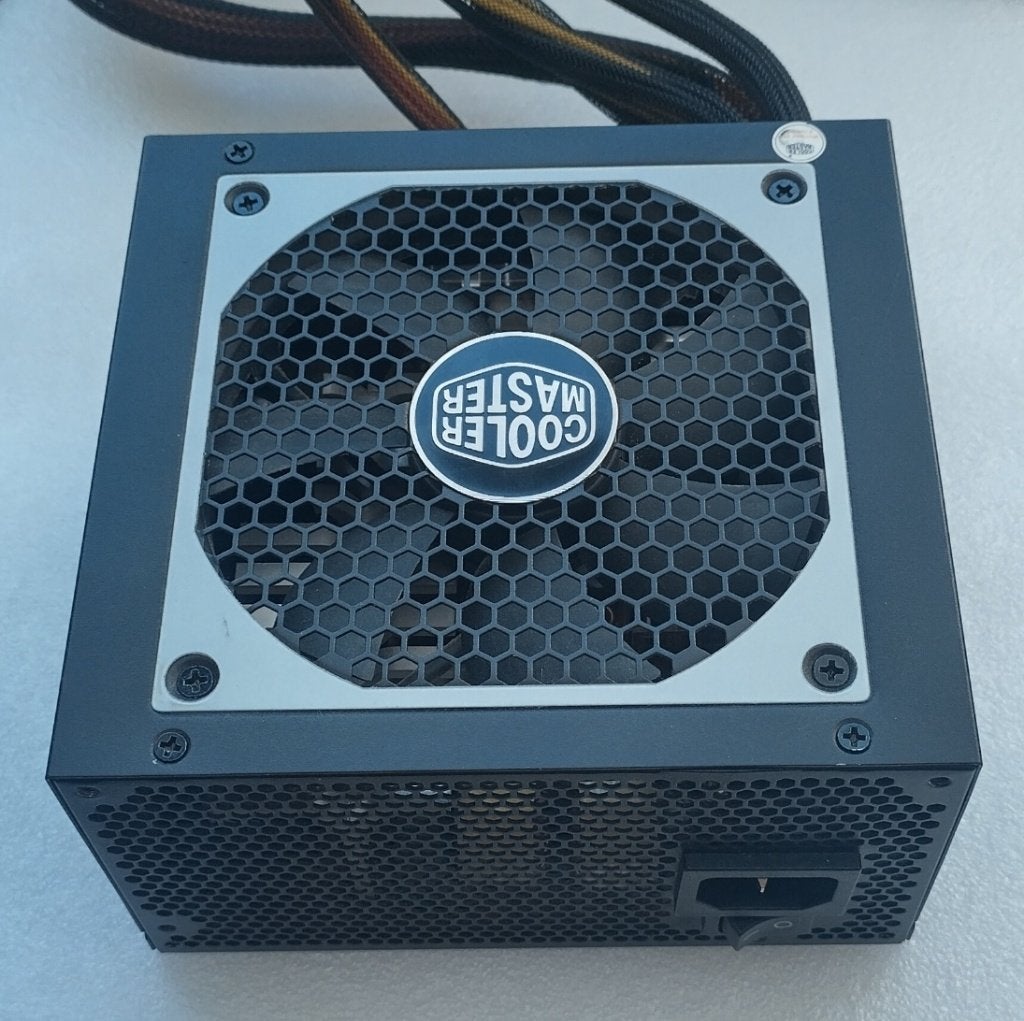 750 Watt Cooler Master V750 interne voeding, Computers en Software, Interne voedingen, Ophalen of Verzenden, Gebruikt
