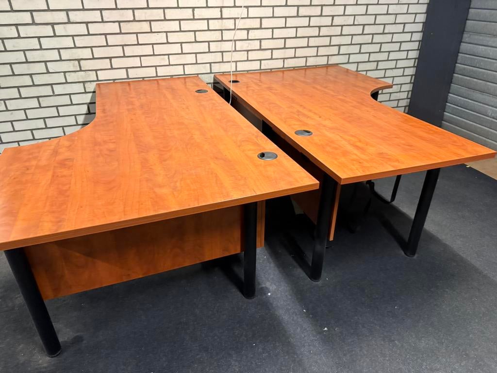 7 nette bureaus en 4 laden kasjes, Ophalen of Verzenden