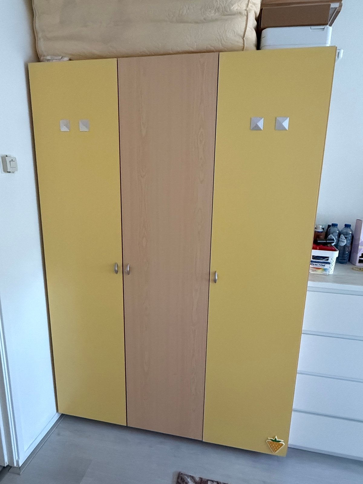 Gebruikte kast in goede staat - 134x198cm, Gebruikt, 100 tot 150 cm, Ophalen of Verzenden, 150 tot 200 cm