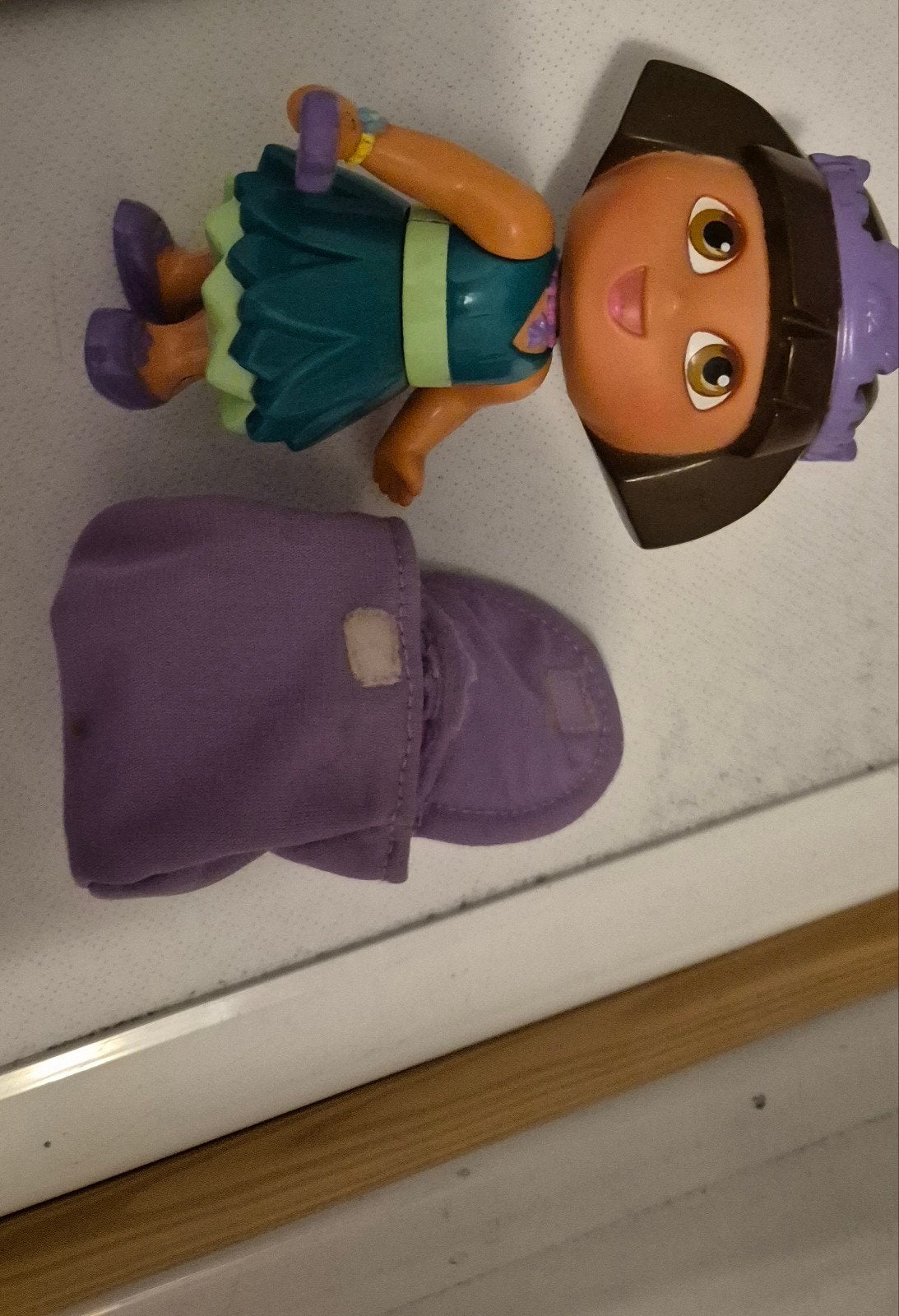 Dora speelpoppetje - circa 15cm hoog, Kinderen en Baby's, Speelgoed | Poppen, Ophalen of Verzenden, Gebruikt, Overige typen