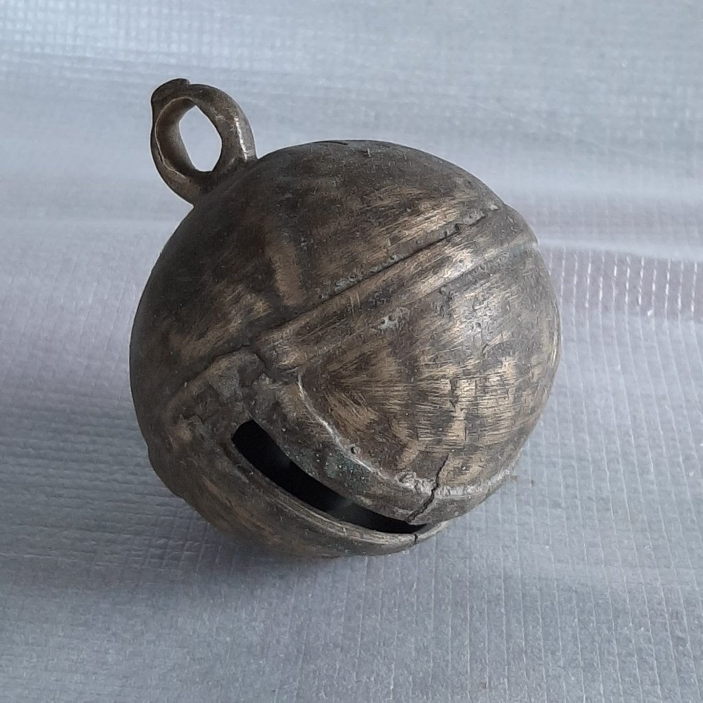 Antieke bel paardentuig (?) koper-legering ø 8,3 cm., Ophalen, Koper