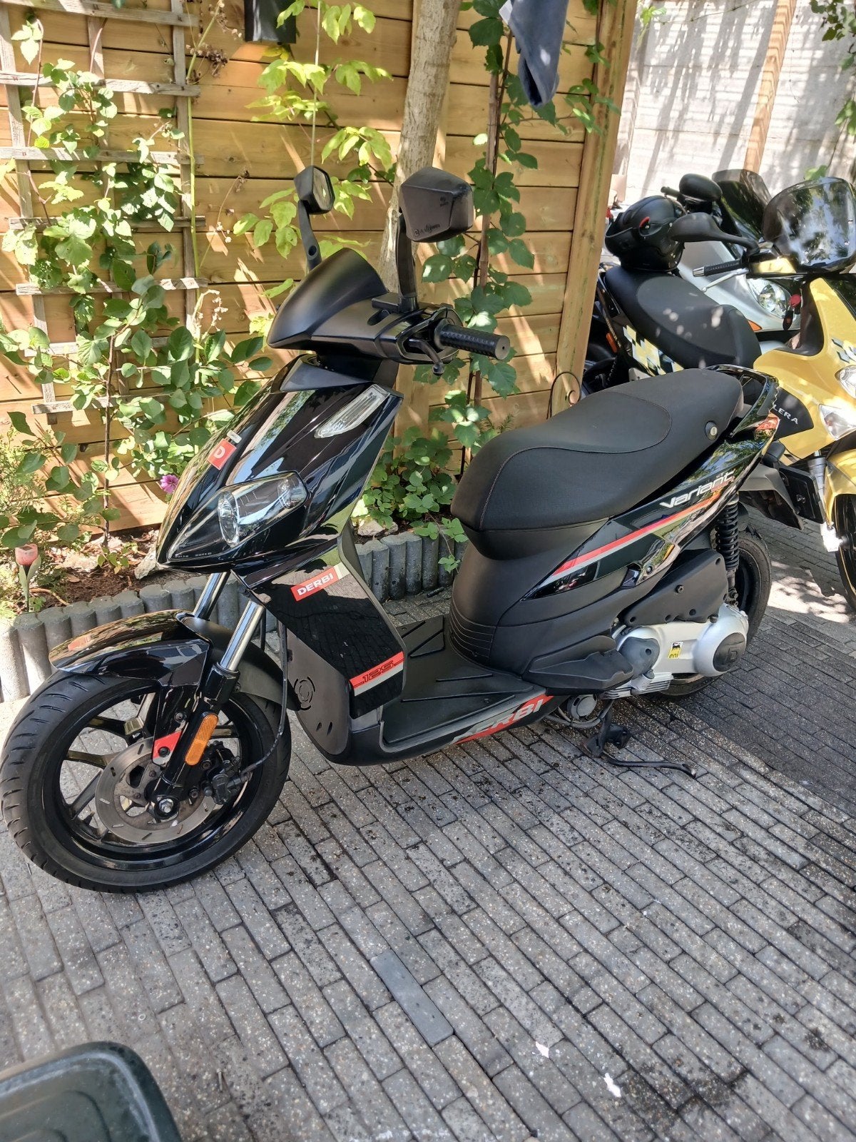 🌟aprilia sport city derbi variant 125cc 4t duits🇩🇪, Ophalen of Verzenden