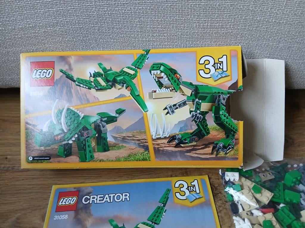 Lego creator 31058 dino 3 in 1 compleet met doos., Lego, Ophalen of Verzenden, Zo goed als nieuw, Compleet