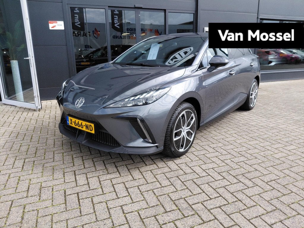MG 4 Luxury 64 kWh