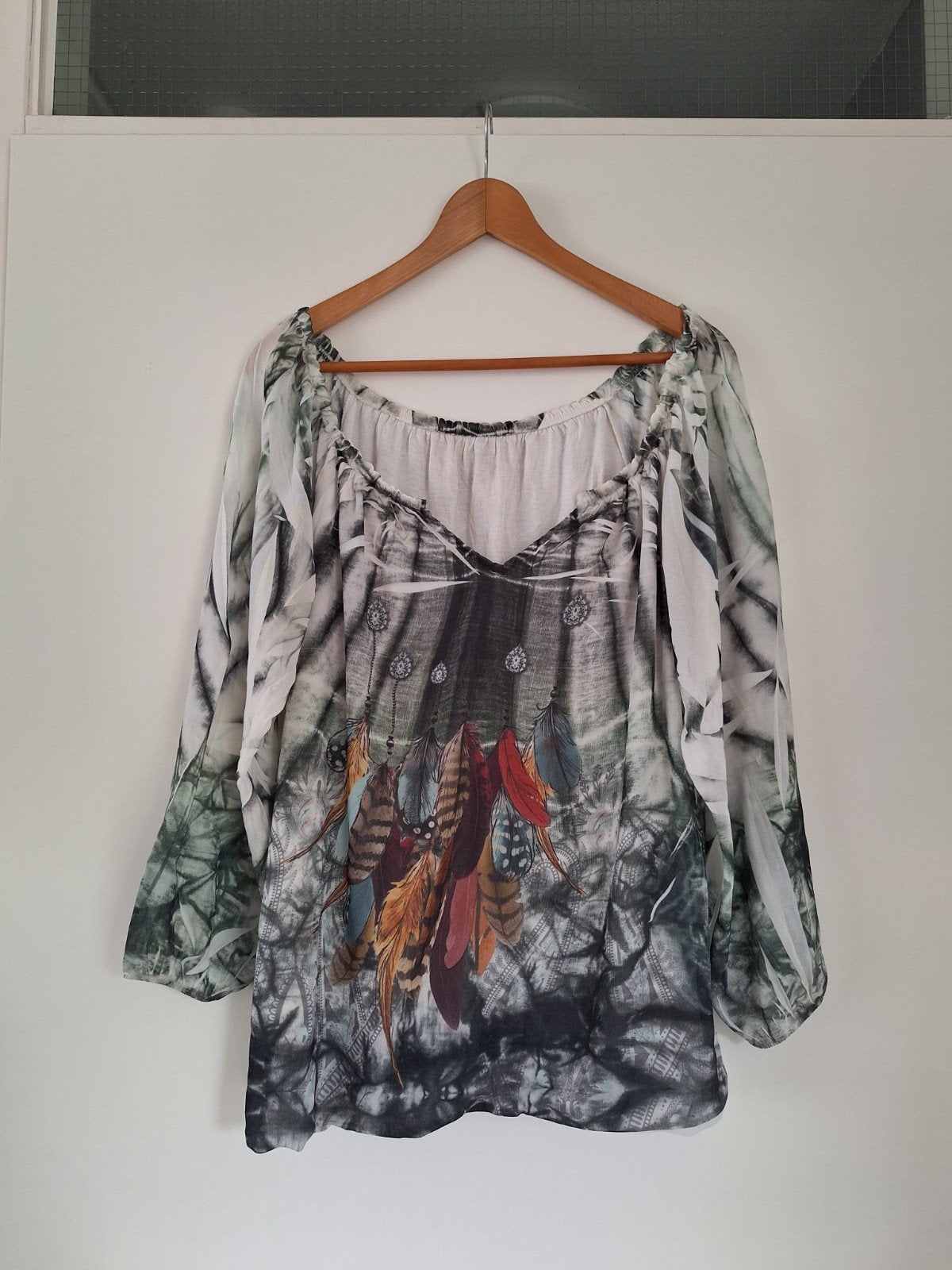 Mooie blouse / top / shirtje met veertjes mt. 44-46 €5,-, Ophalen of Verzenden, Zo goed als nieuw, Maat 42/44 (L), Groen