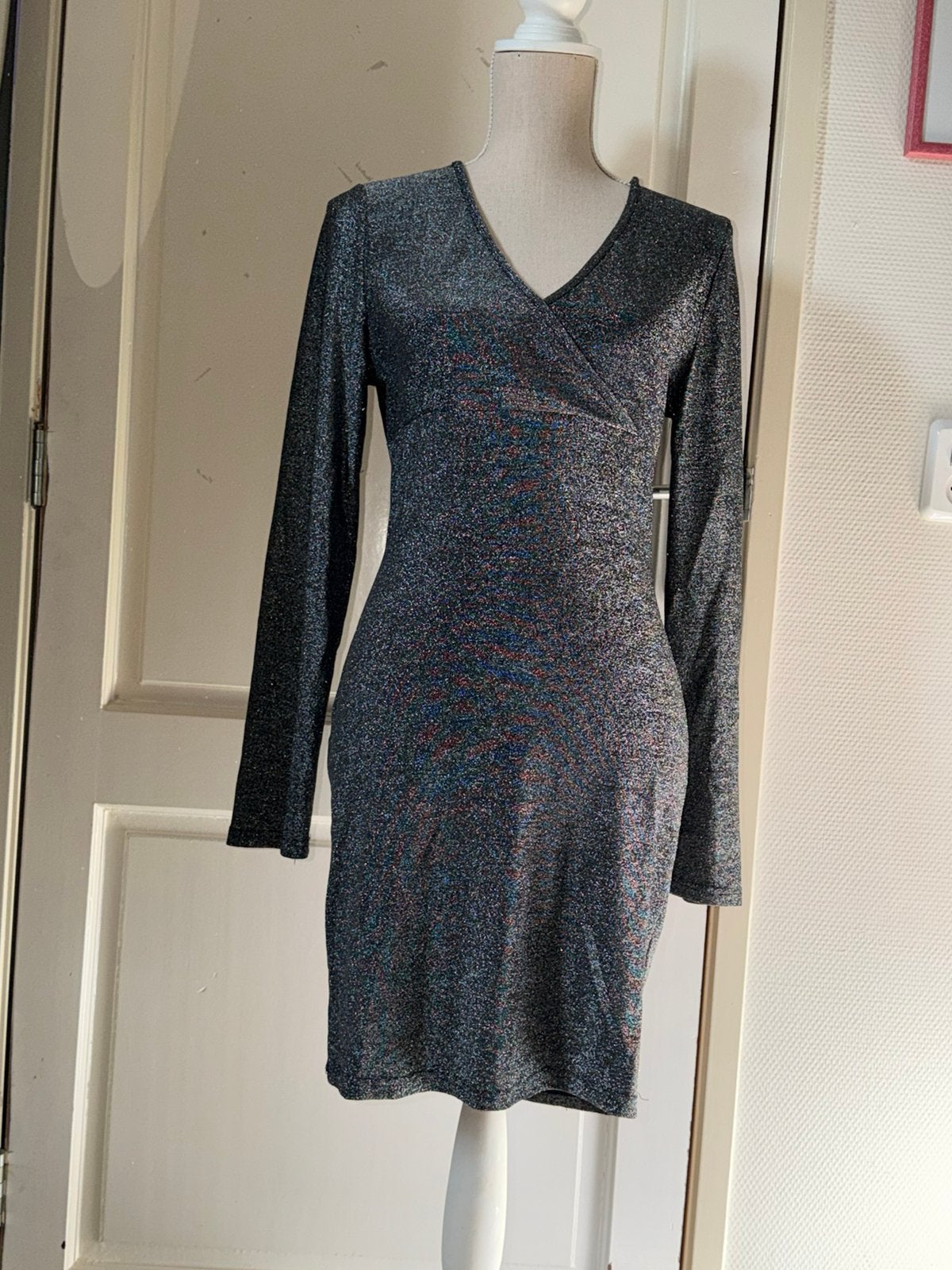 SHEIN Jurkje Maat M - Feestdagen/Speciale Gelegenheid, Maat 38/40 (M), Ophalen of Verzenden, Zo goed als nieuw, Knielengte