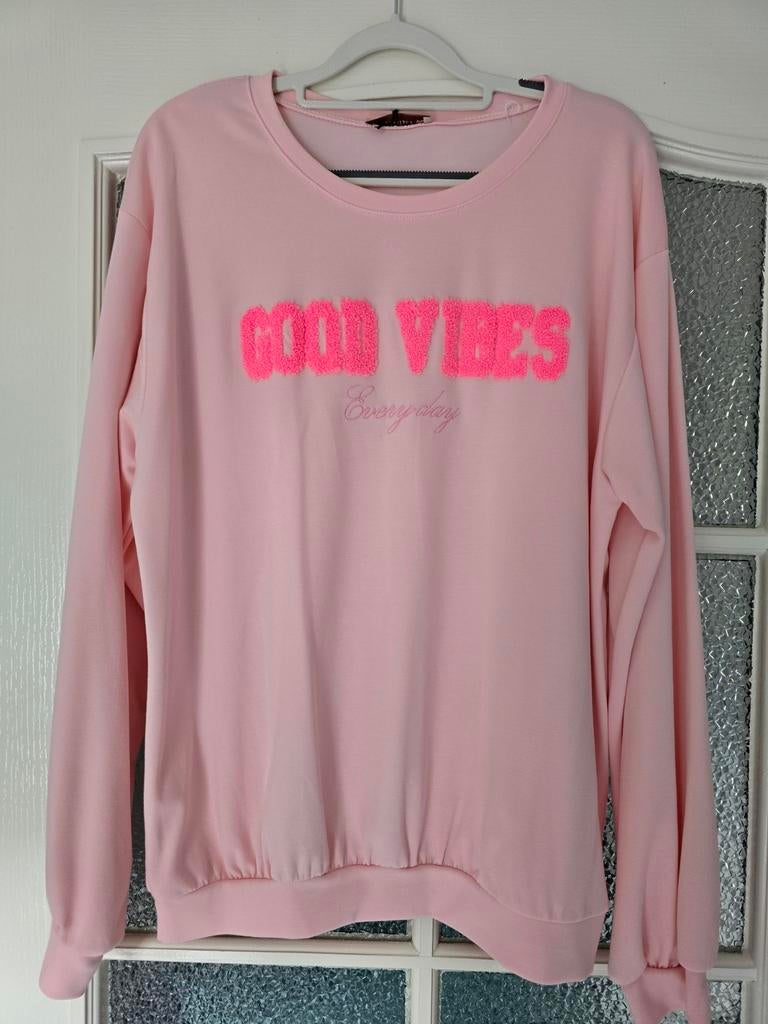 Nieuwe trui good vibes roze 40 42 44, Ophalen of Verzenden, Nieuw, Maat 42/44 (L), Roze