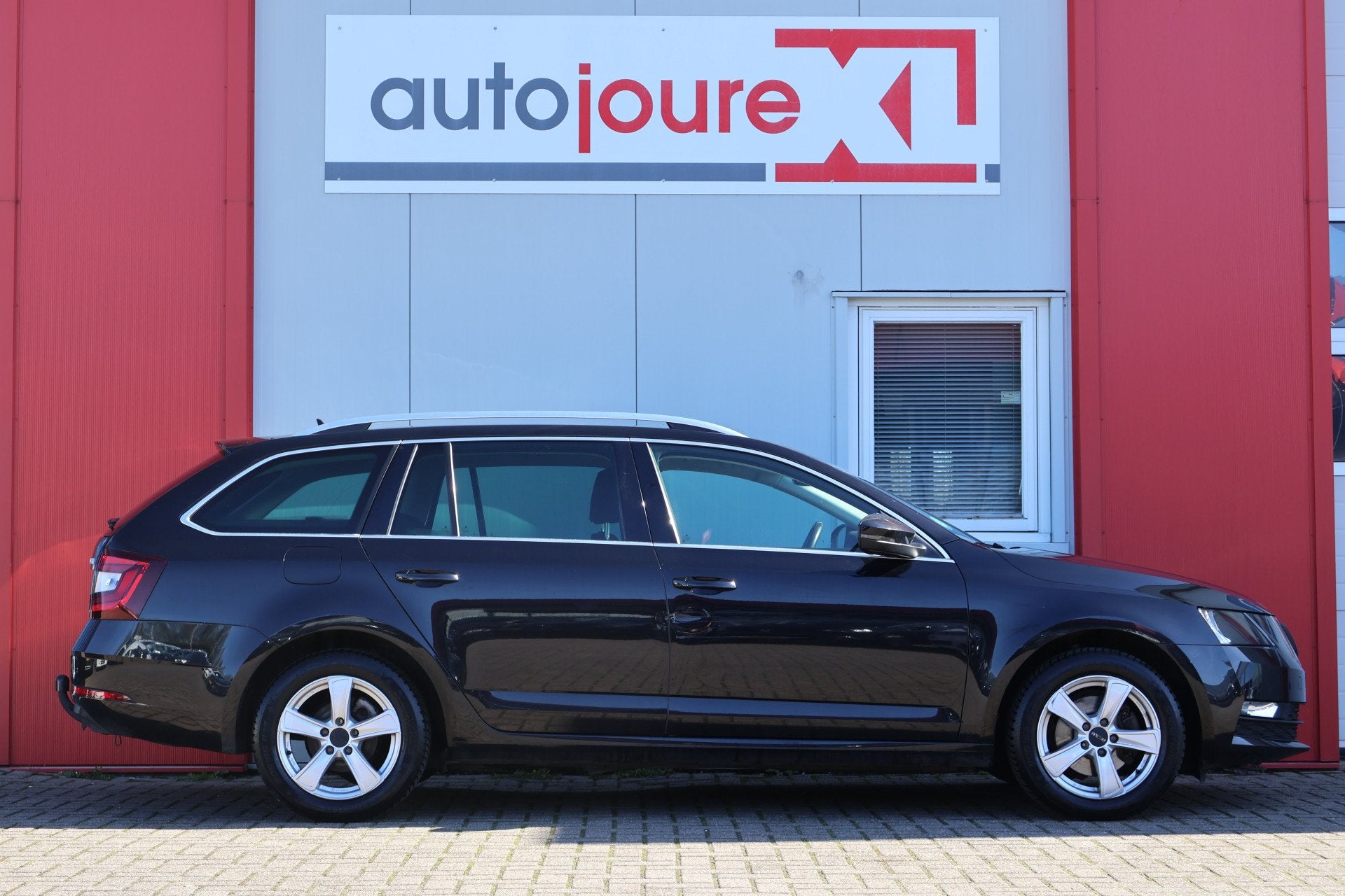 Skoda Octavia Combi 1.5 TSI DSG Greentech Style | Export | H, Auto's, Skoda, Gebruikt, Euro 6, 150 pk, Zwart