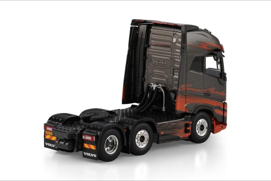 WSI VOLVO FH AERO GLOBETROTTER XL 6X2  GULDAGER  NEW, Hobby en Vrije tijd, Modelauto's | 1:50, Ophalen of Verzenden, Nieuw, Bus of Vrachtwagen