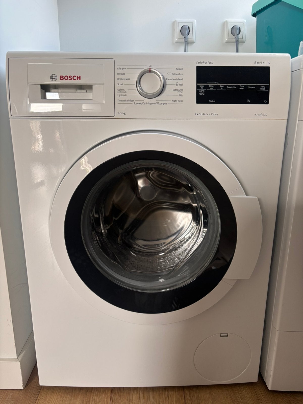 Bosch wasmachine 4 serie tot 8 kilo goed werkend, Witgoed en Apparatuur, Wasmachines, Ophalen, Zo goed als nieuw, Voorlader, 85 tot 90 cm