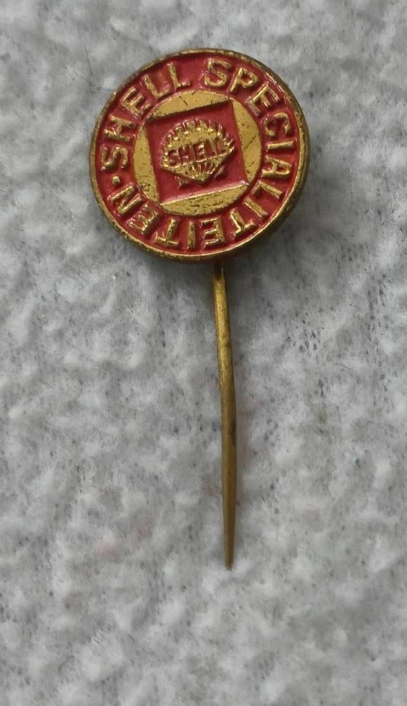 Speldje Shell specialiteiten, Verzamelen, Speldjes, Pins en Buttons, Ophalen of Verzenden, Zo goed als nieuw, Merk, Speldje of Pin