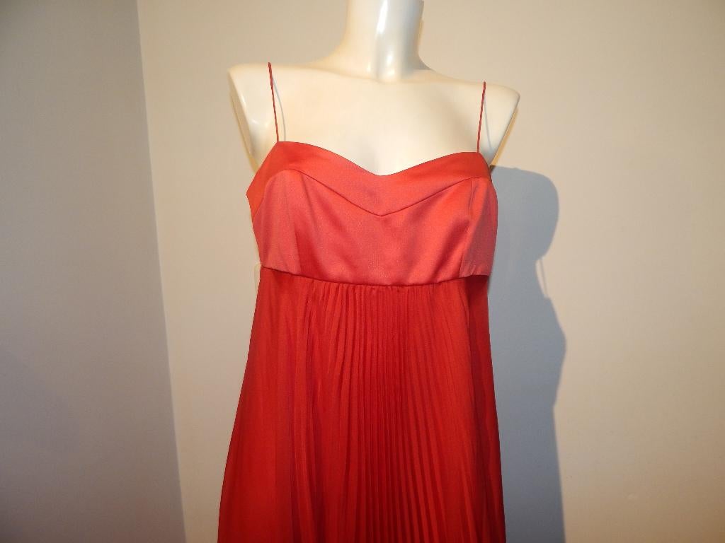 Pinko chique maxi dress cerise rood van kleur uitlopendI44, Kleding | Dames, Jurken, Verzenden, Zo goed als nieuw, Maat 38/40 (M)