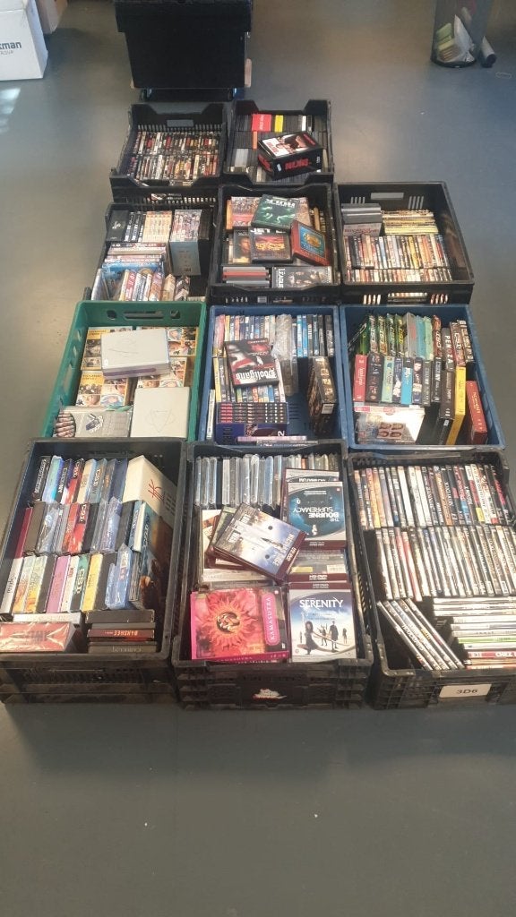 Honderden -  DVD’s En Boxsets – Complete Partij - Bulkpartij, Alle leeftijden, Ophalen of Verzenden, Zo goed als nieuw