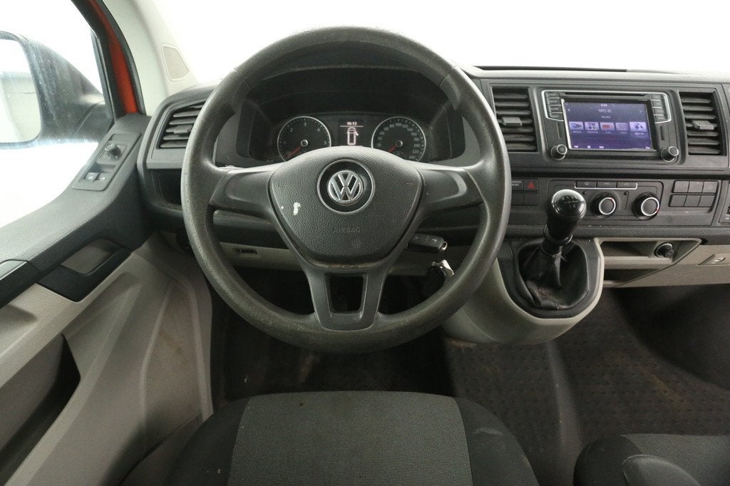 Volkswagen Transporter 2.0 TDI L1H1 | EXPORT | Airco | Trekh, Auto's, Voorwielaandrijving, Euro 5, Gebruikt, 4 cilinders