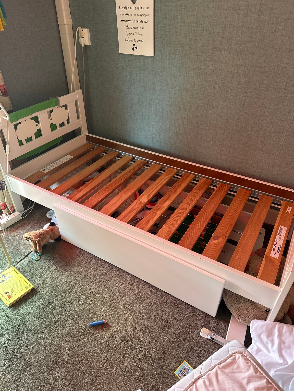 Ikea peuterbed wit met lattenbodem en matras (70x160 cm), Ophalen, Gebruikt, Wit, 190 cm of minder