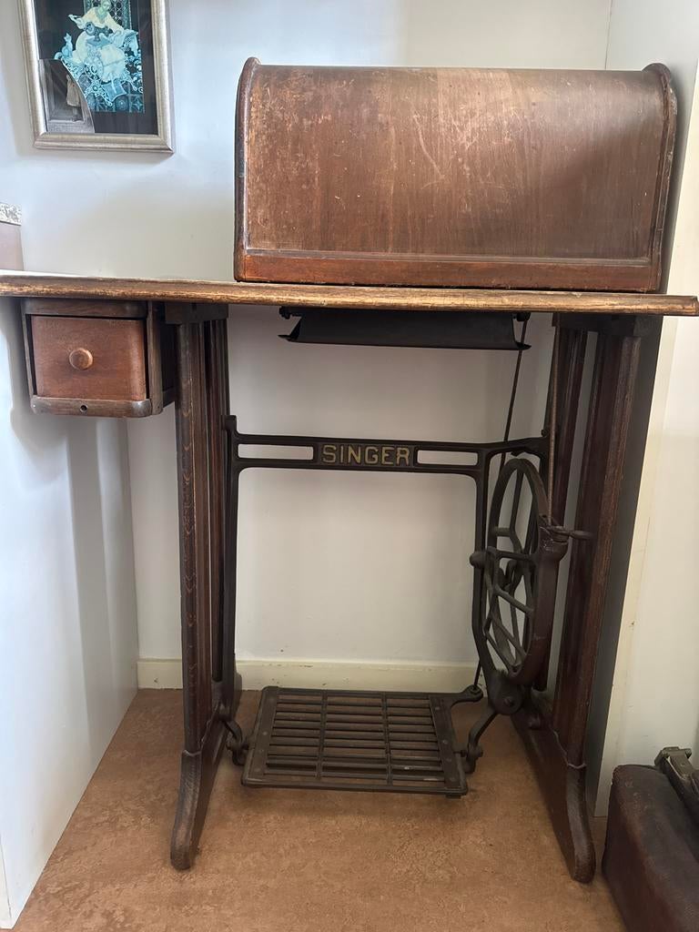Oude klassieke Singer naaimachine - Werkt nog, Ophalen