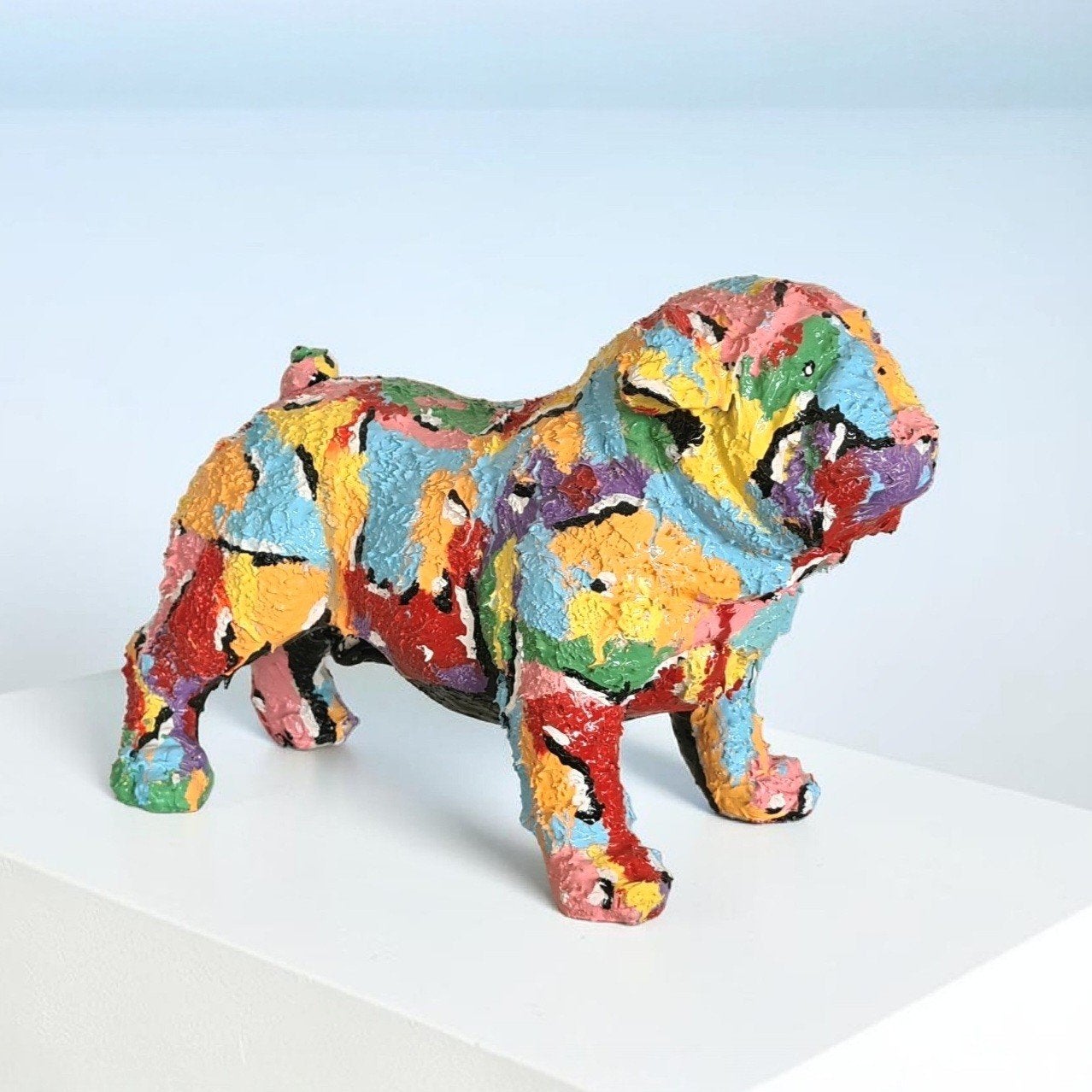 Engelse bulldog beeld kleur poezen beeld kopen poes beeldje, Ophalen of Verzenden, Nieuw, Dier