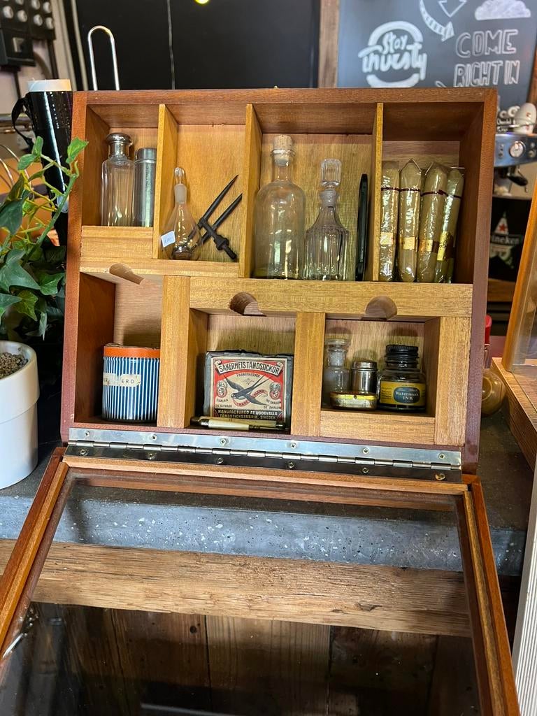Toonbank sigaren display, vitrine, Tabaksdoos of Verpakking, Ophalen of Verzenden, Zo goed als nieuw, Nvt