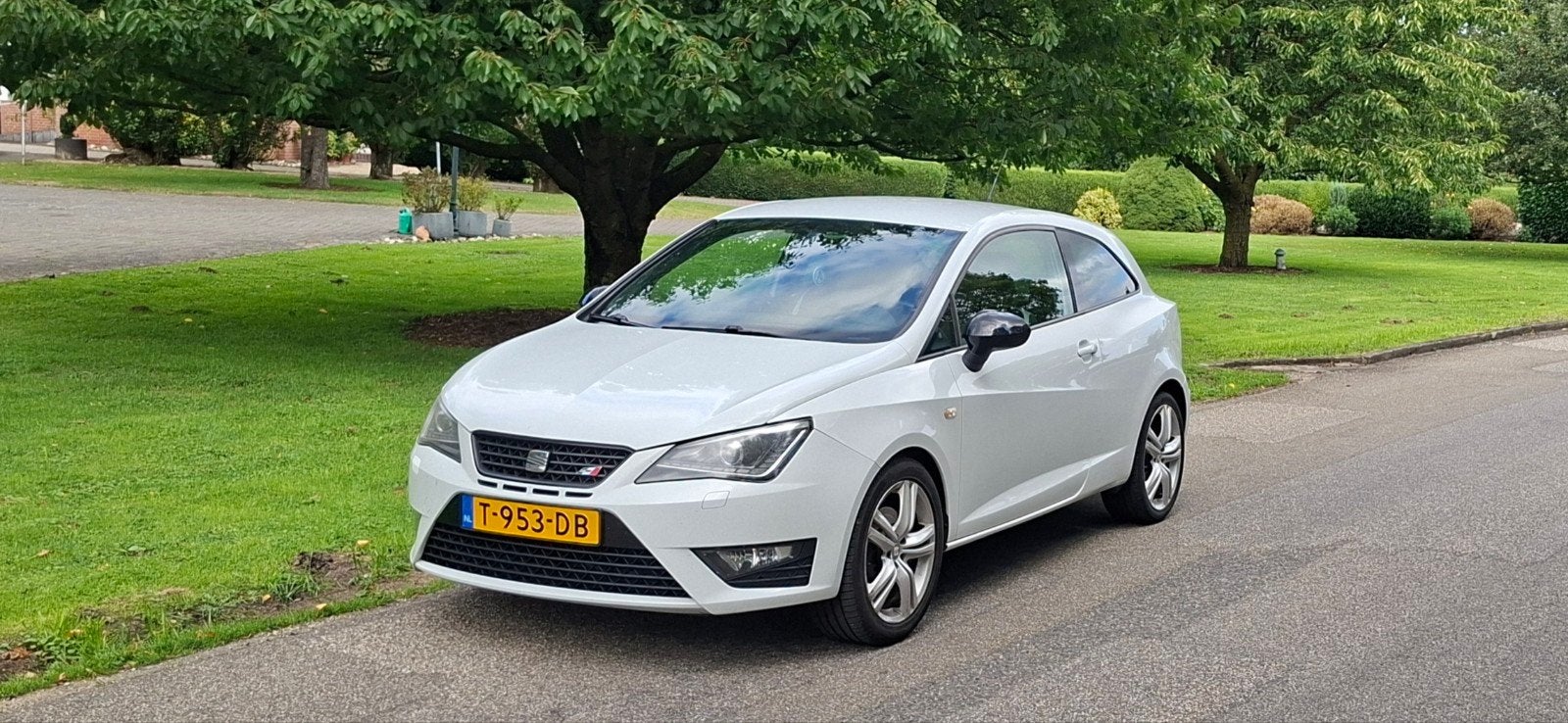 Seat Ibiza 1.4 TSI 132KW Cupra AUT 2013 Wit