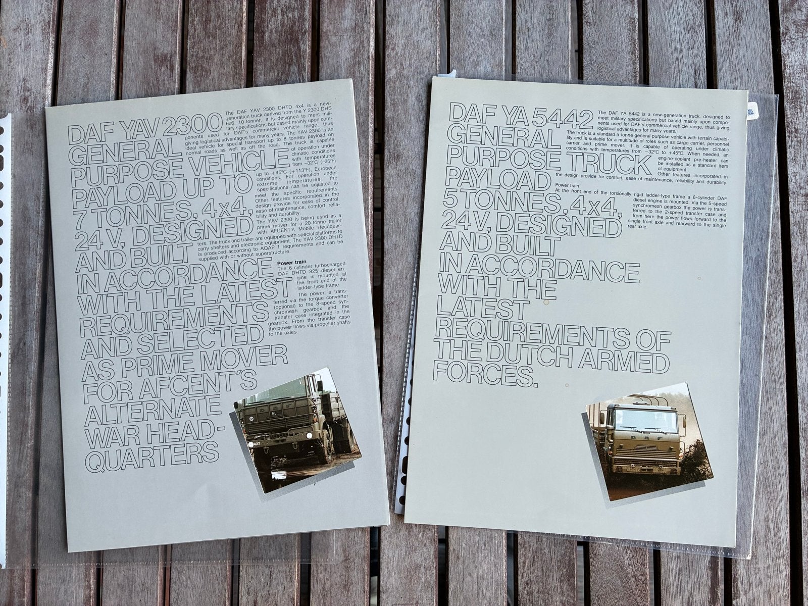 DAF YAV 2300 & YA 5442 Militaire Voertuig Brochures, Ophalen of Verzenden, Tweede Wereldoorlog, Zo goed als nieuw