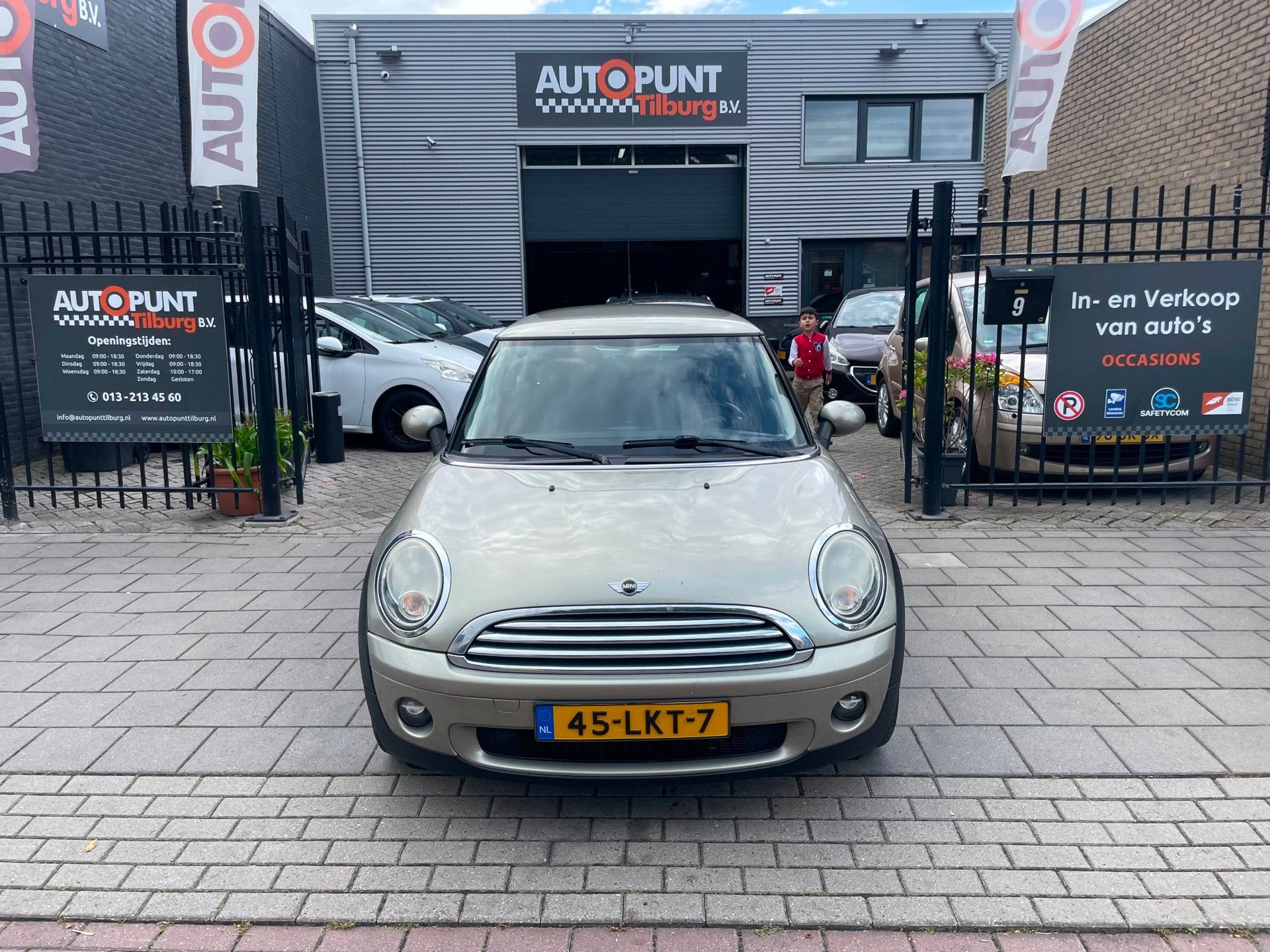 Mini 3-Deurs 1.6 One MINIMALIST Business Line 2e Eig! Airco, Voorwielaandrijving, Euro 5, 4 cilinders, Navigatiesysteem