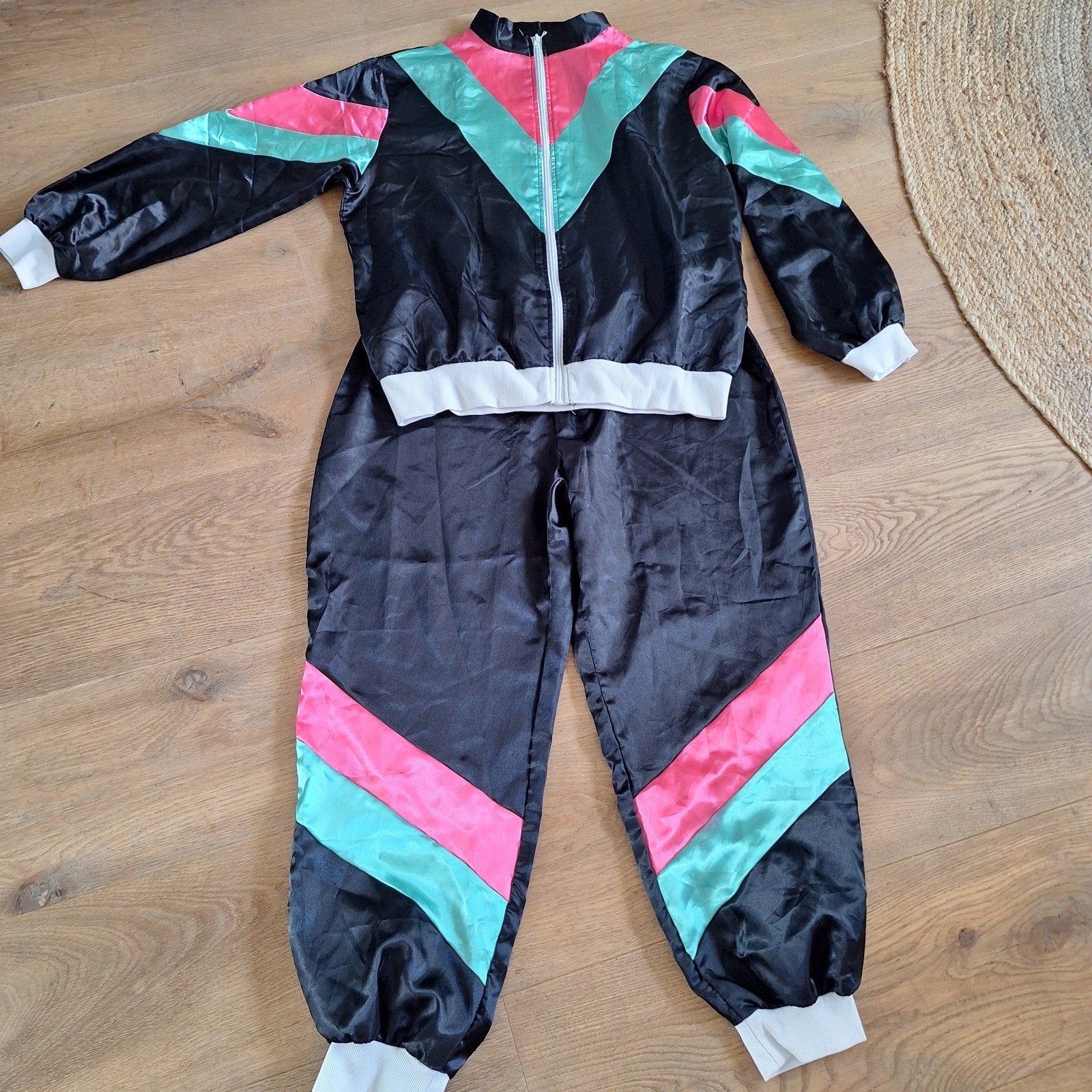 fout trainingspak 80's 90's retro gabber L, Maat 52/54 (L), Ophalen of Verzenden, Overige thema's, Kleding
