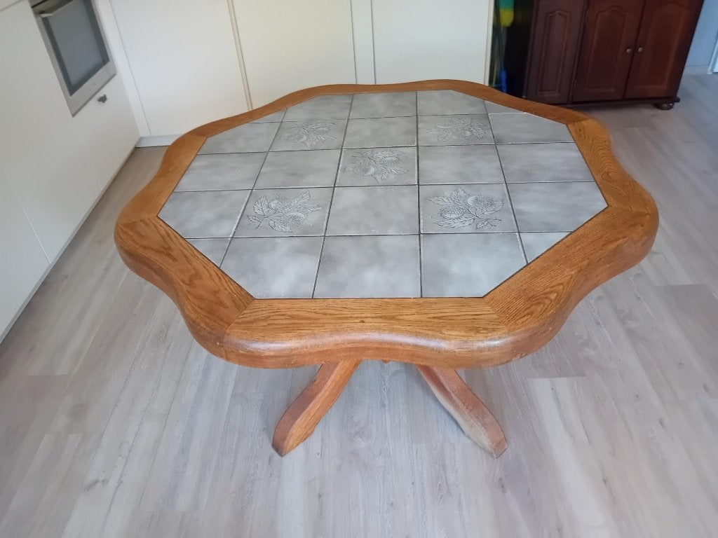 Ronde eethoek tafel van massief eiken., Ophalen, Gebruikt, Vijf personen of meer, 100 tot 150 cm