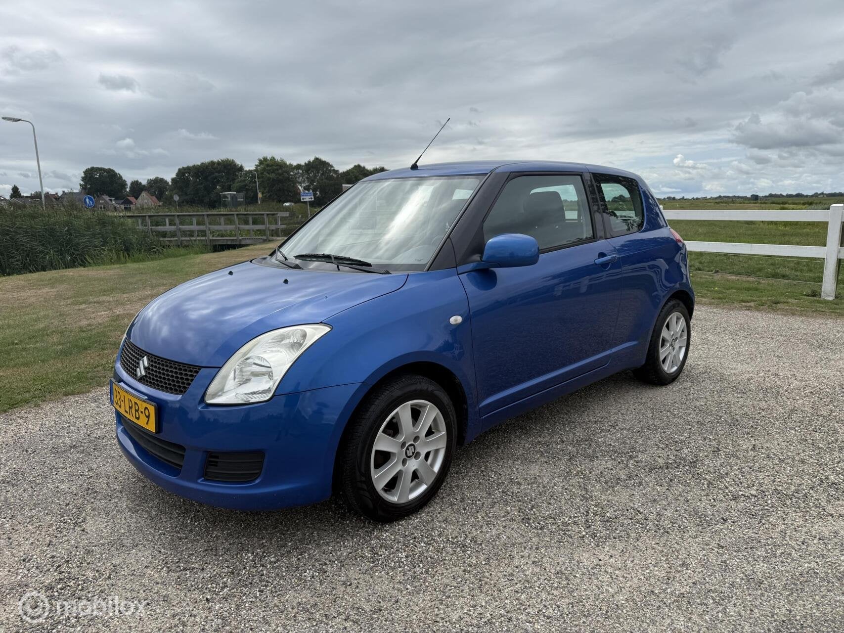 Suzuki Swift 1.3 Comfort zeer netjes !, Auto's, Gebruikt, 31 €/maand, Swift, Bedrijf