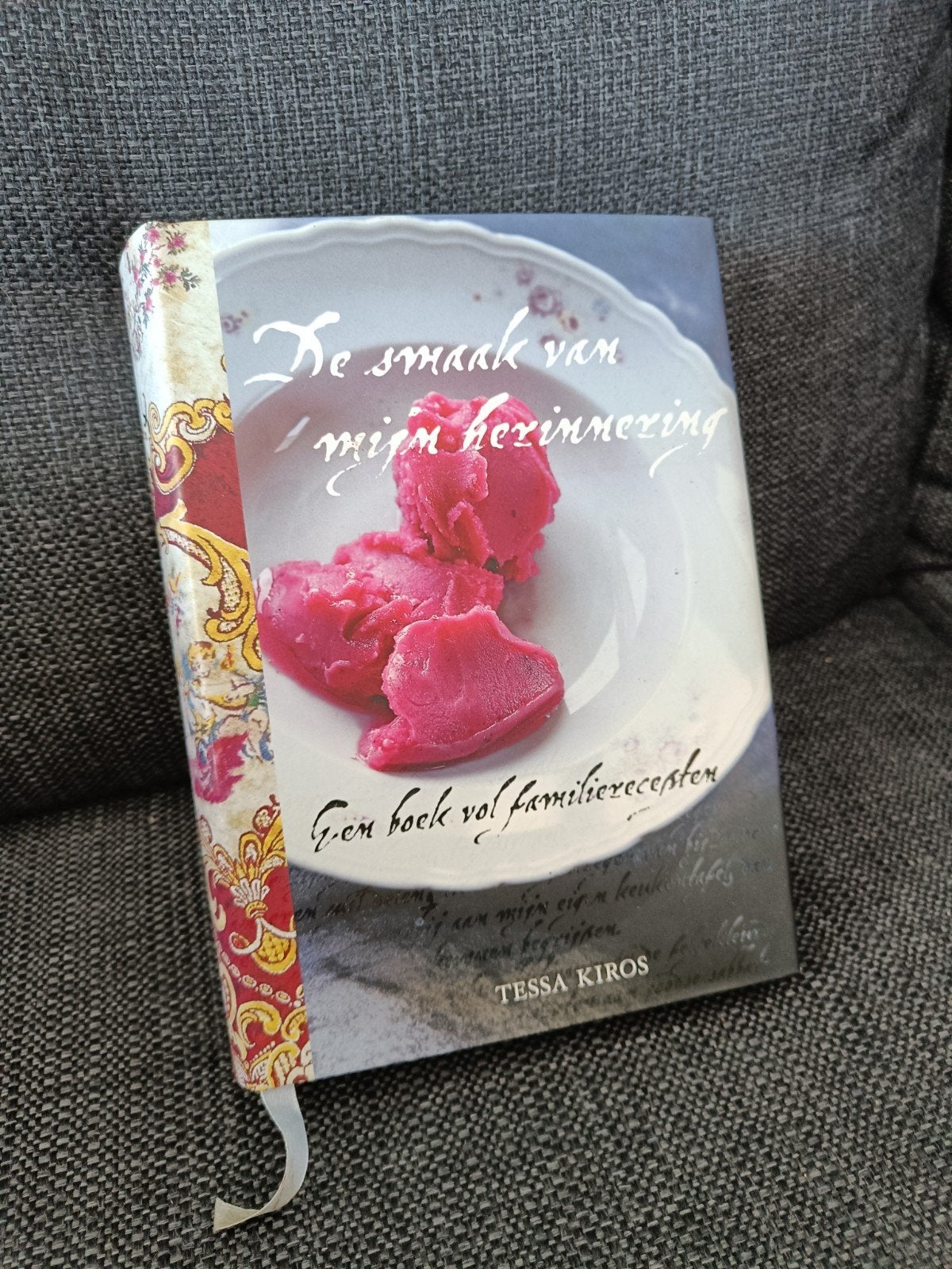De smaak van mijn herinnering - Tessa Kiros kookboek, Hoofdgerechten, Ophalen of Verzenden, Zo goed als nieuw, Tessa Kiros