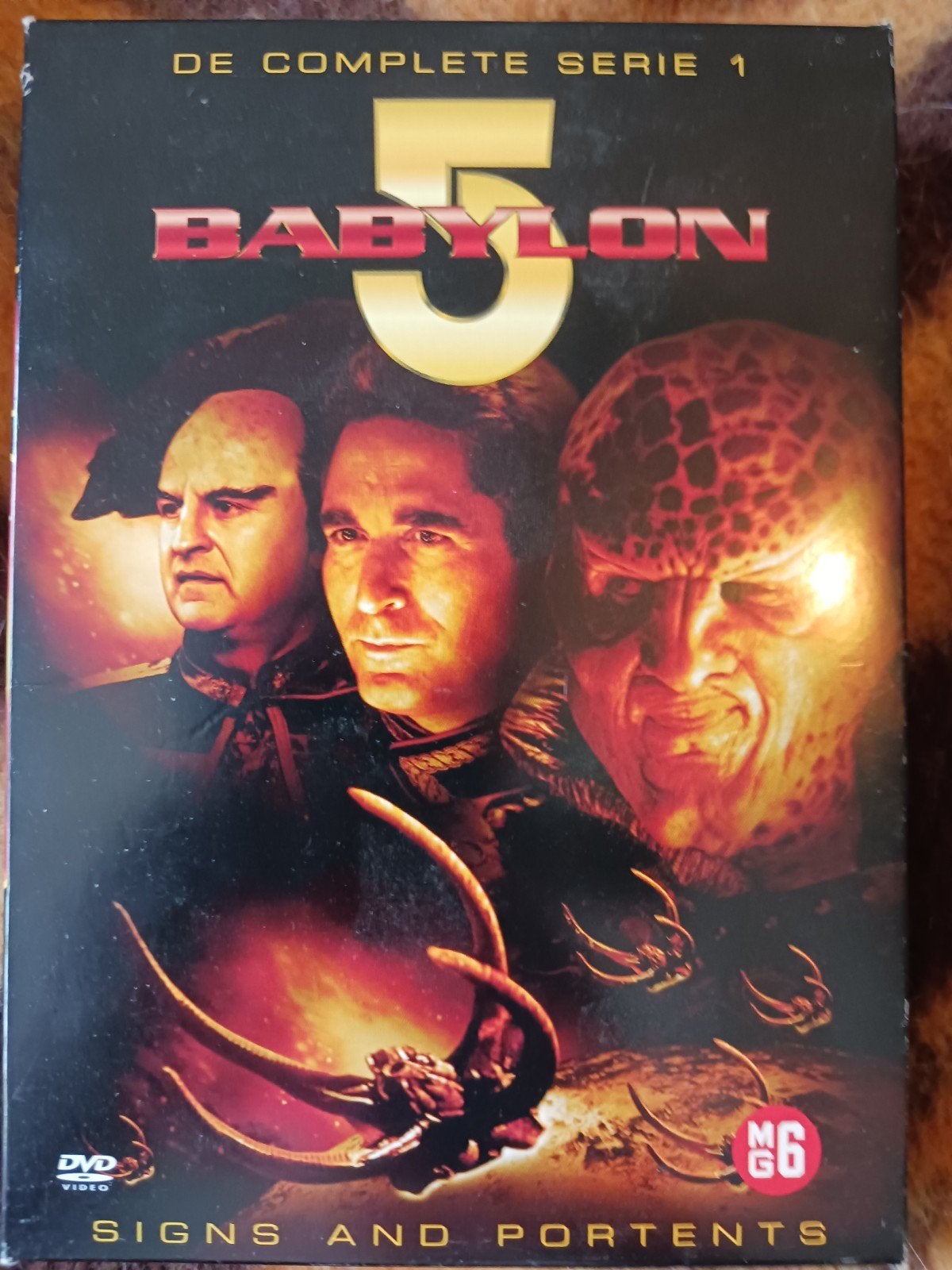 Babylon 5 - Seizoen 1, 2, 3, 5 en 3 delen Seizoen 4, Cd's en Dvd's, Dvd's | Science Fiction en Fantasy, Engels, Ophalen of Verzenden