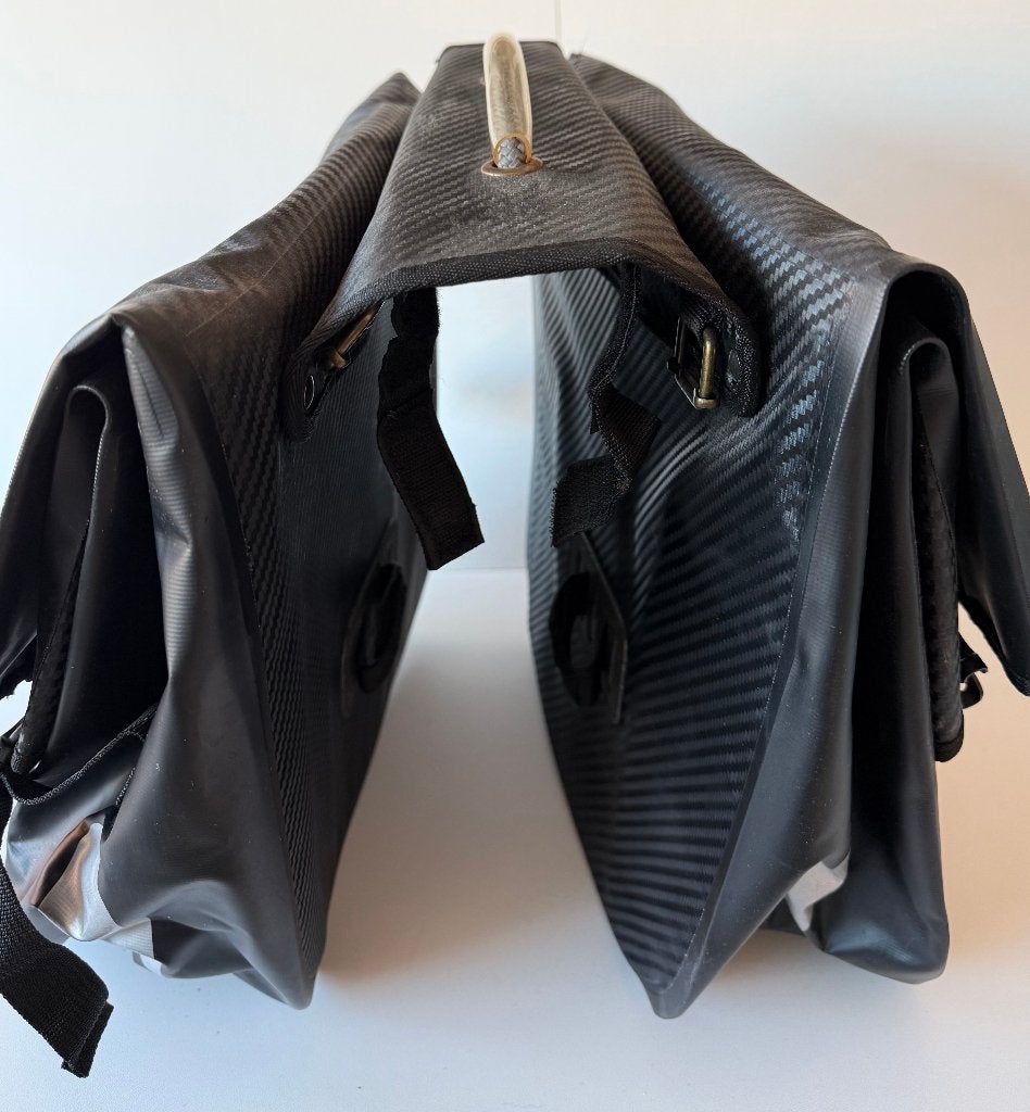 Dutch Mountains Dubbele Fietstas 46 liter Carbon Look, Ophalen, Gebruikt, Overige merken